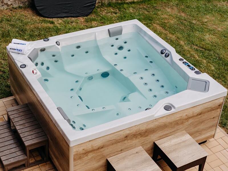 57247038_2340238652674146_738302176647970816_n